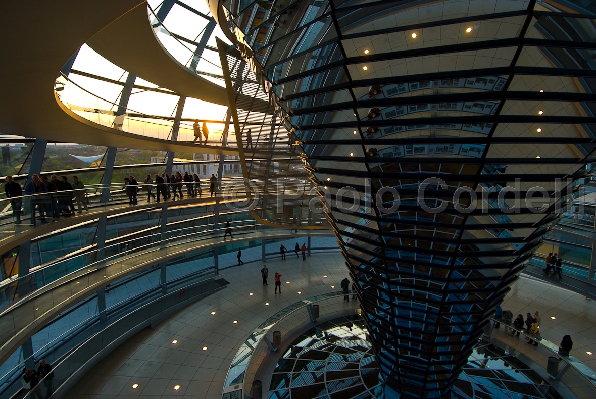 Reichstag glass dome, Berlin, Germany
(cod:Berlin 21)